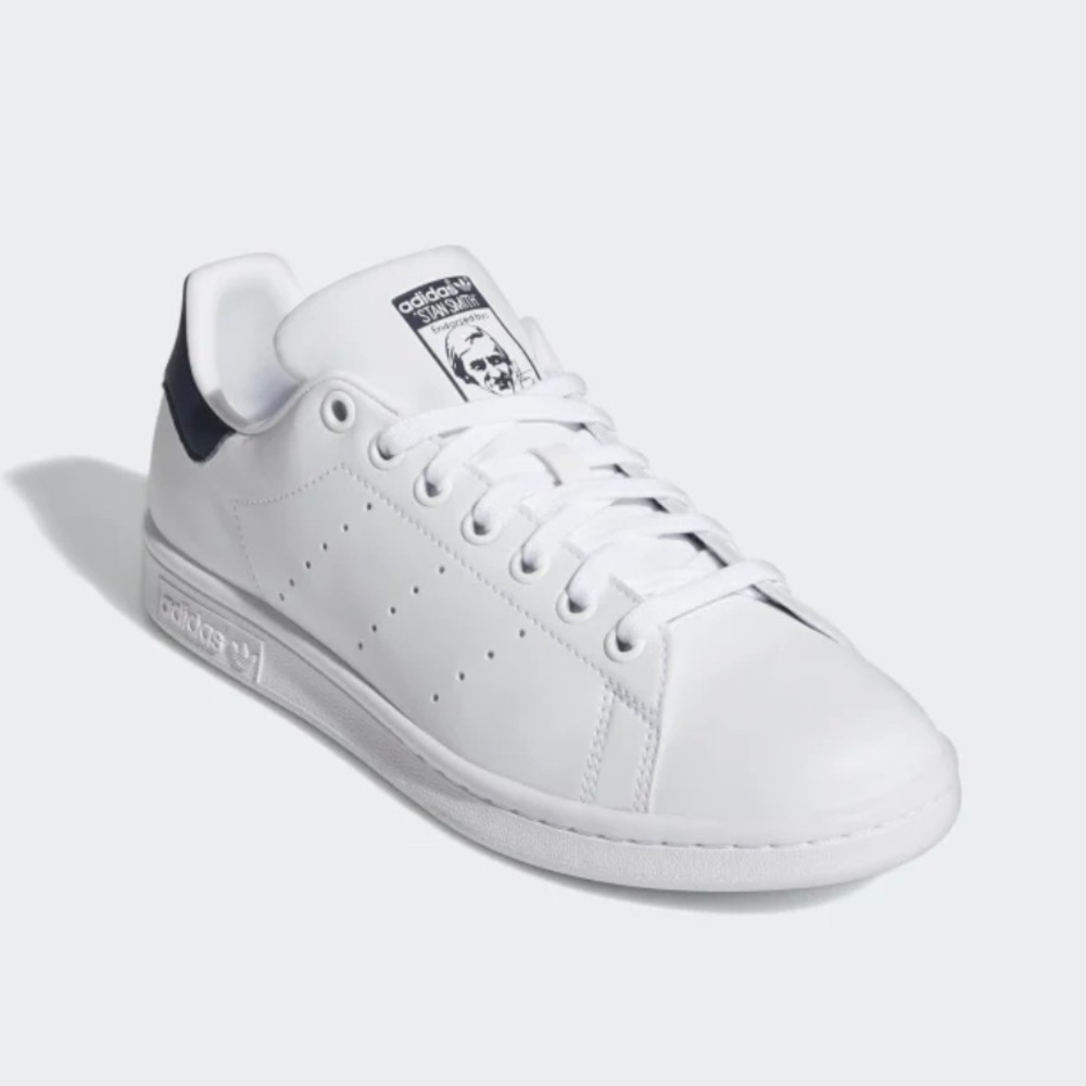 NWOB Adidas Stan Smith Women's In White/Navy Shoes Size 9